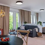 Exclusive Lubicz 40 Lägenhetshotell
