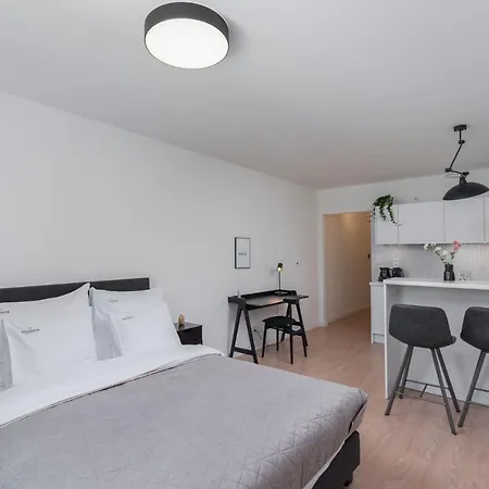 Exclusive Lubicz 40 4*