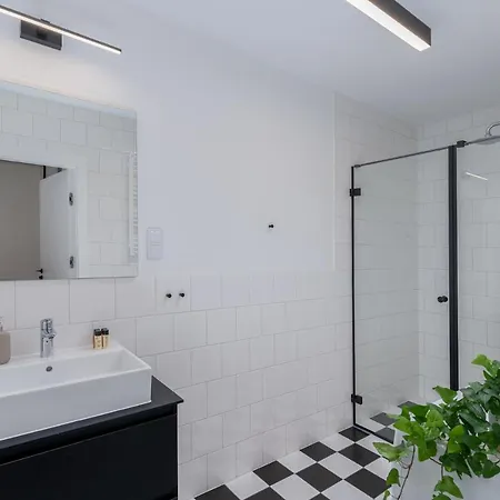 Ξενοδοχείο με διαμερίσματα Exclusive Lubicz 40 Krasków