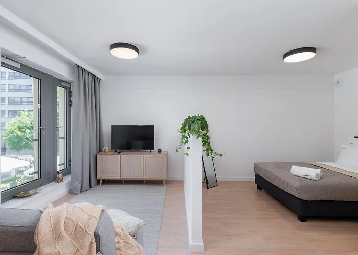 Exclusive Lubicz 40 4*