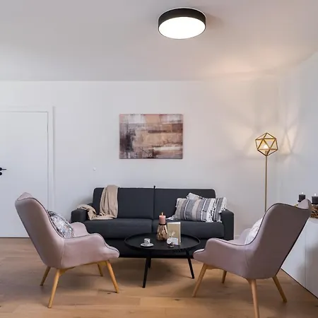 Exclusive Lubicz 40 4*